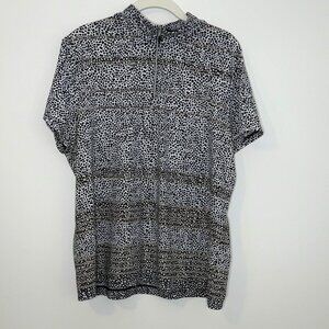 Zenergy Golf By Chico's Women's‎ Sz 3 Animal Print Quarter Zip with Cap Sleeves